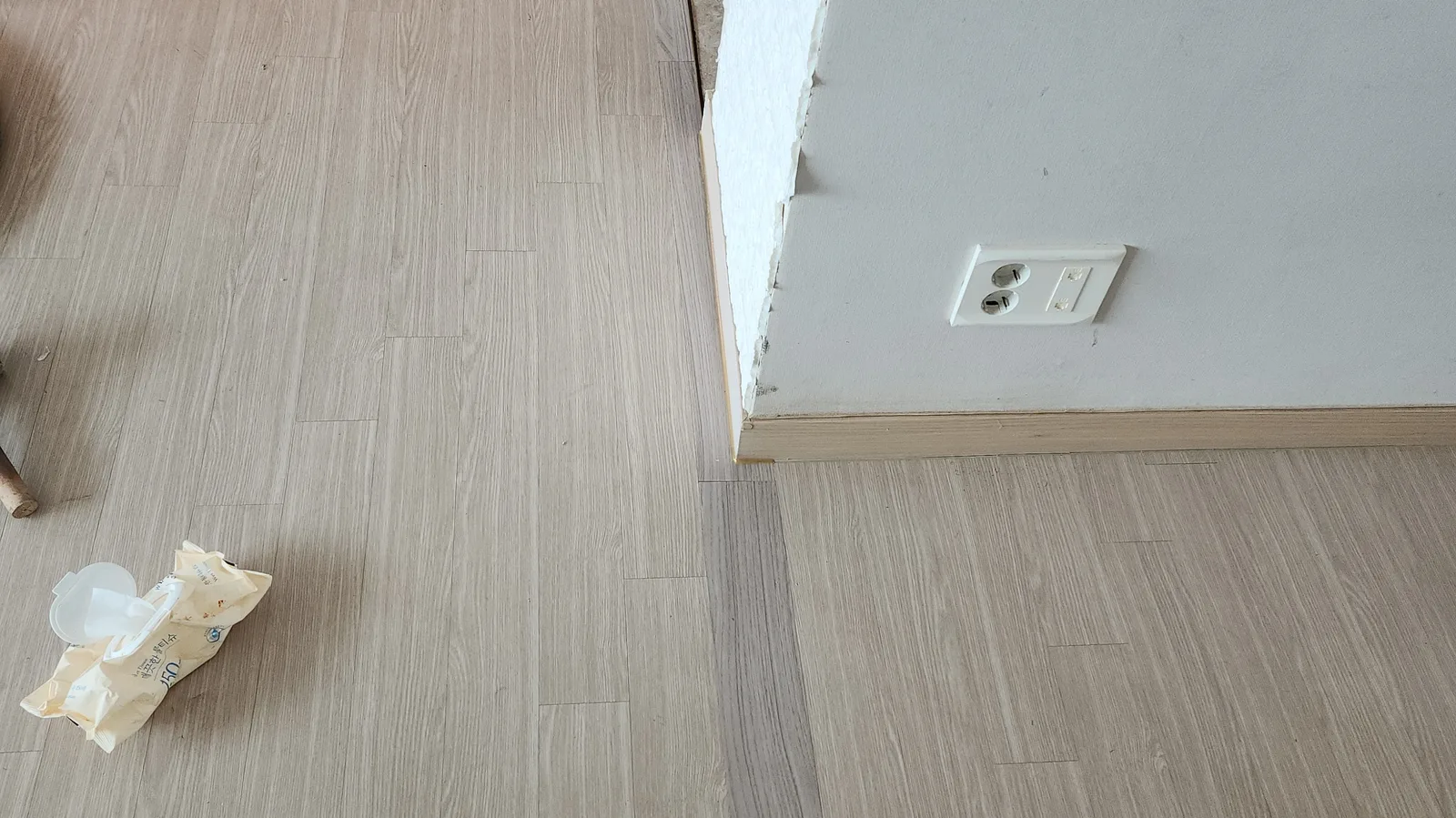 강마루부분교체 복도 패치